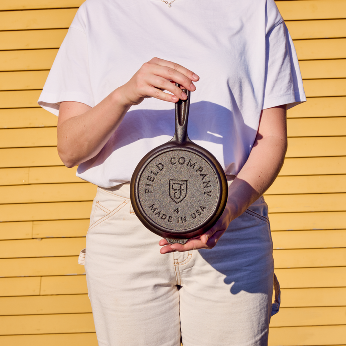 Field Company No.4, 6 ¾-Inches Cast Iron Skillet