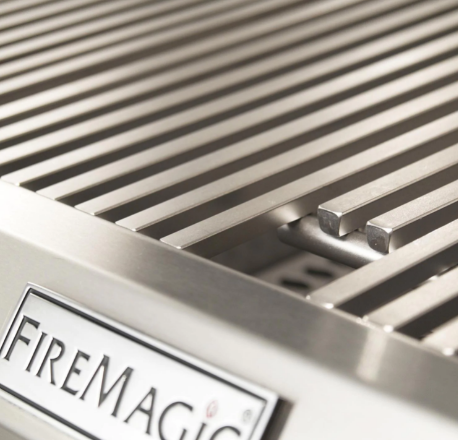 Fire Magic Echelon Diamond E660S 30-Inch Propane/Natural Gas Grill W/ One Infrared Burner, Side Burner, Magic View Window, Rotisserie, & Digital Thermometer - E660S-8L1P-62-W/E660S-8L1n-62-W