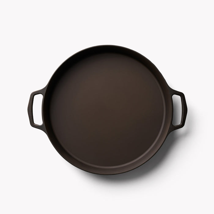 Field Company No.16, 16 ¾”-Inches Double-Handled Cast Iron Skillet